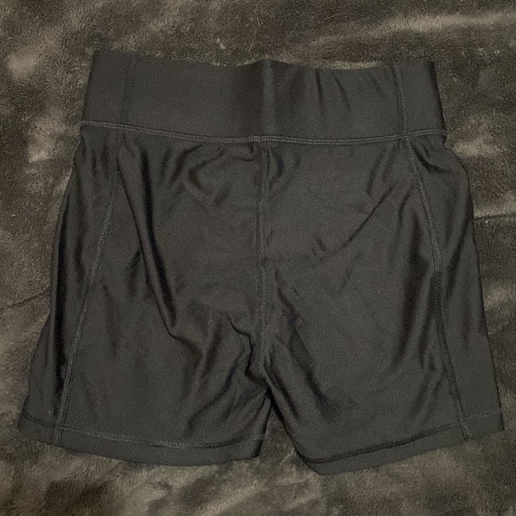 Under Armor spandex - Picture 2 of 2